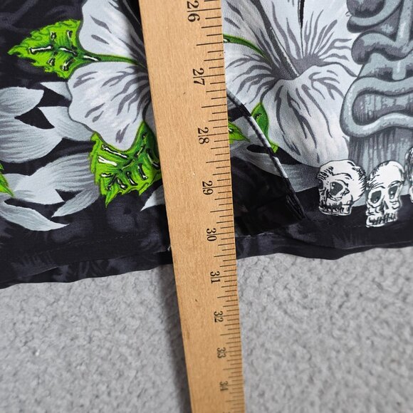 Vintage Shirt Mens Large Black Floral Baggy Loose Xtreme Gear Y2K Skulls NWT - Picture 9 of 15